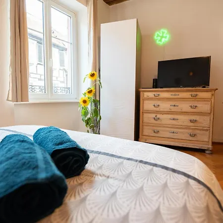 Le Repaire Du Chanceux Apartment